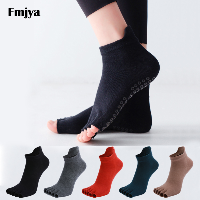 Pilates Yoga Gym - Yoga Socks Half Toe Anti-Slip Silicone